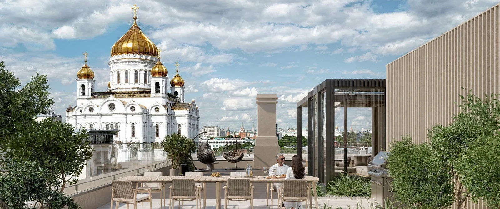 Приватный двор-сад дома «Обыденский №1» с видом на Храм Христа Спасителя
